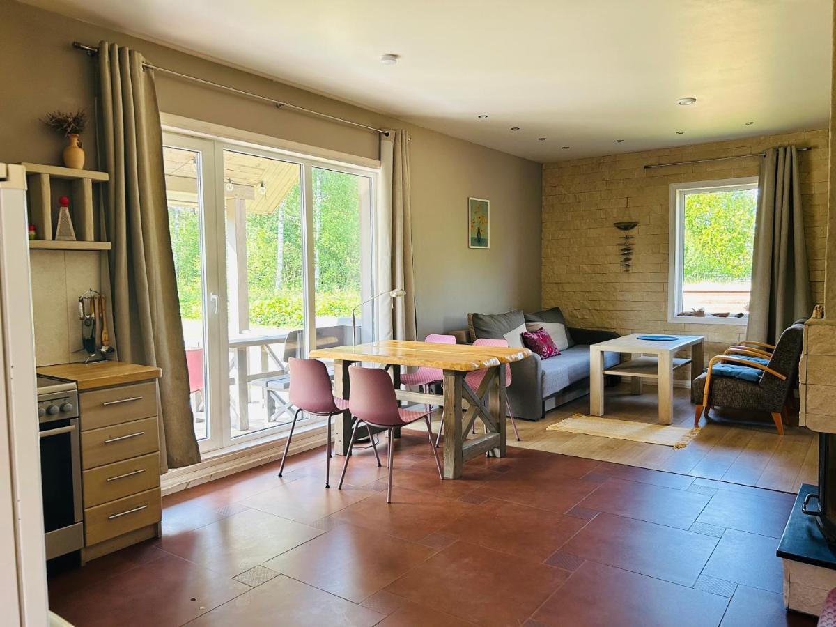 Mezalauki Villa Kolka Luaran gambar