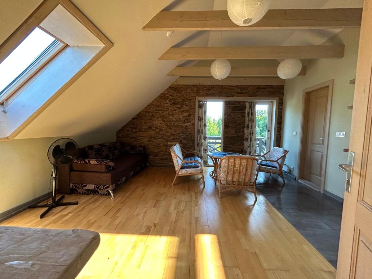 Mezalauki Villa Kolka Luaran gambar